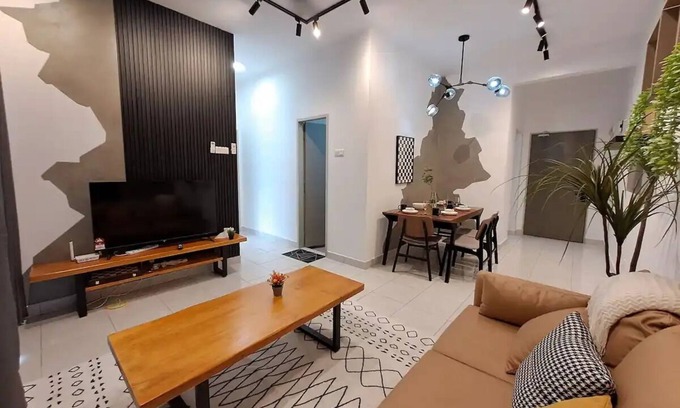 Nilai Apartment | Youth City Residence/2 Room/KLIA/Nilai/Pool