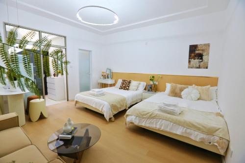 Huaihai Road Commercial Area Apartment | YunXi