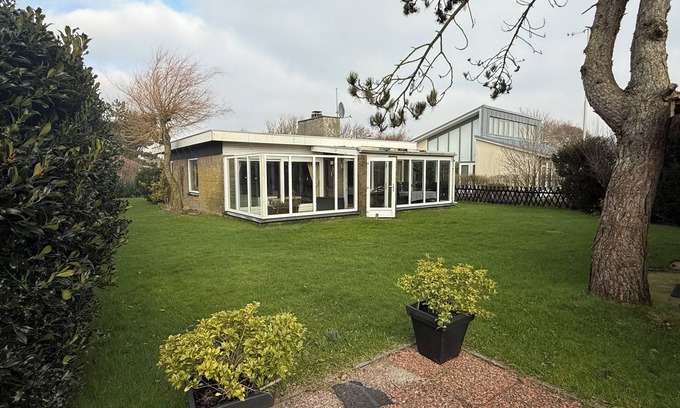 Julianadorp aan zee Cottage | Zandloper Parnassia 40