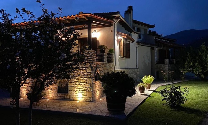 Ano Lechonia House | ZENIA Pelion garden house