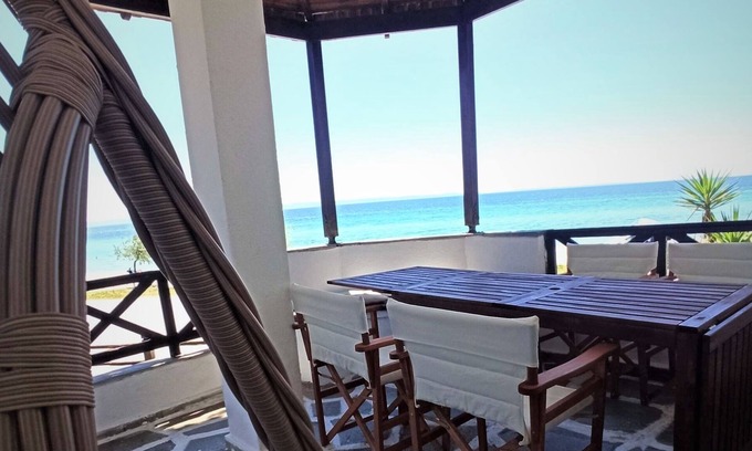 Nikita Cottage | Zennova #22 Nikiti Sea Side House