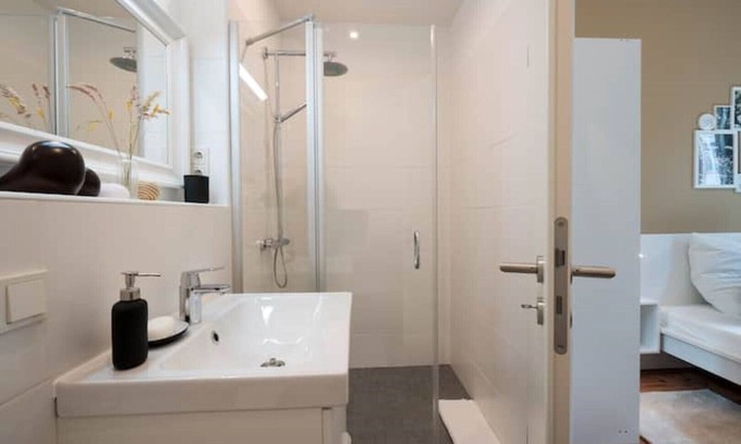 Nauwieser Viertel Apartment | Zentrales 40-qm-city-apartment für 4 Pers