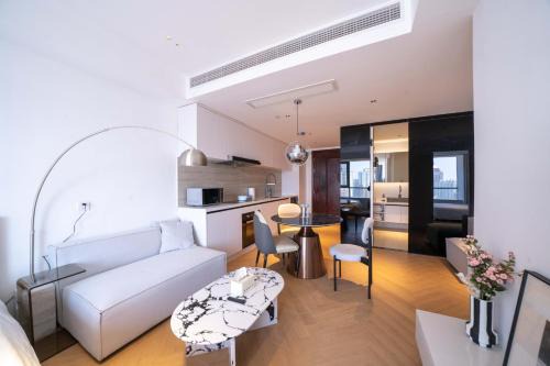 Dapuqiao Apartment | Zhome- Count Luxury Apartment 2