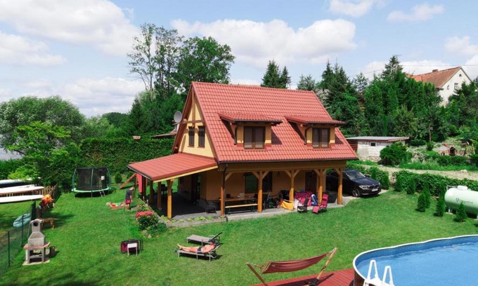 Piecki Cabin | Zielone Wzgórze