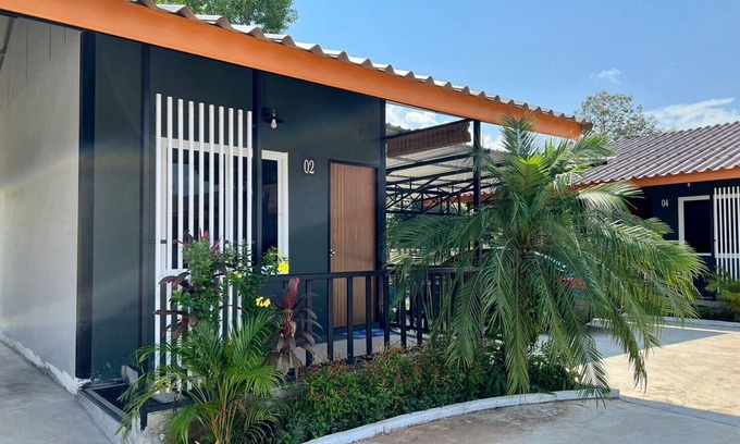Nakhon Phanom Hotel | Zigzag Resort Nakorn Phanom