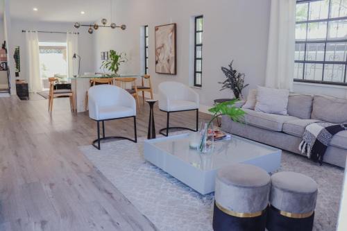 Coral Way House | Zoka House 5 mints from Brickell