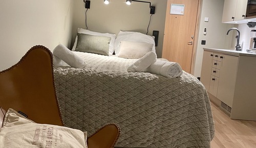 Gardenview Studio (1002) Pet Friendly