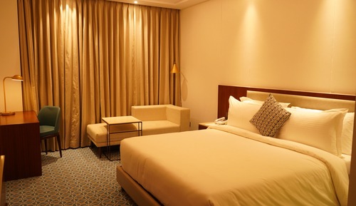 Executive Room