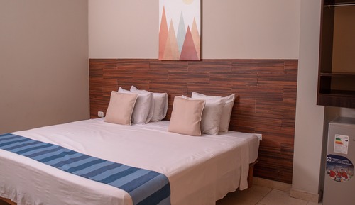 Deluxe Room, 1 King Bed