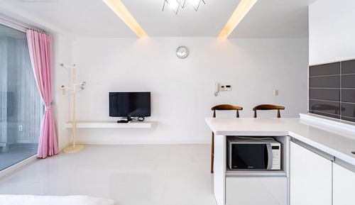 Basic Room, 1 Bedroom (Adong 103(Ocean view, with Pet))