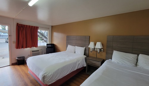 Classic Room, 2 Queen Beds