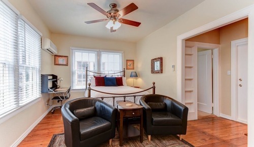 Single-Standard (Studio)