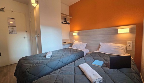 Standard Room, 2 Twin Beds