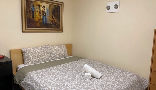 Double Occupancy Room, Shared Washroom