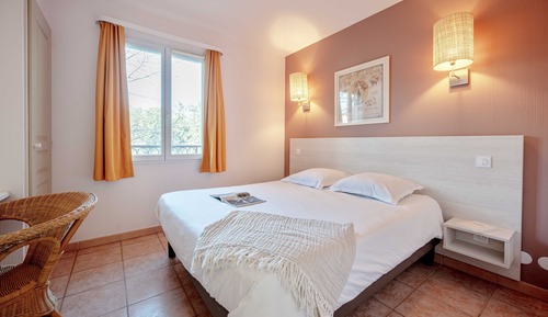 House 8 people - 2 bedrooms + 1 sleeping alcove - Triplex - Terrace - Air conditioned Renovated