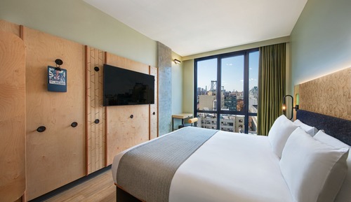 Executive Room, 1 King Bed, Non Smoking, City View (Hearing Accessible)