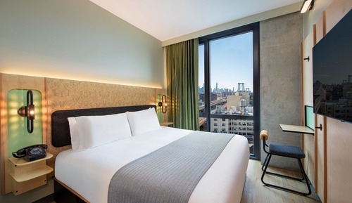 Room, 1 King Bed, Non Smoking, City View