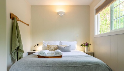 Studio, 1 Queen Bed, Terrace