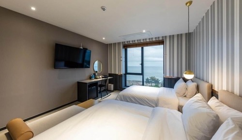 Room (High-rise Premier Ocean Superior Twin)