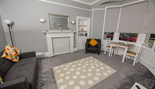 Apartment, Private Bathroom, Garden View