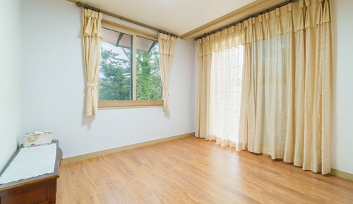 Basic Room, 4 Bedrooms (dokchae)