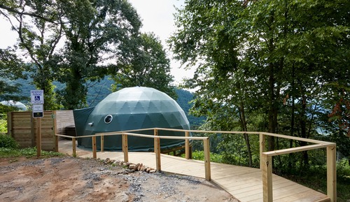 Ultra Luxe Dome + Hot Tub + Mountain View + Wheelchair Access