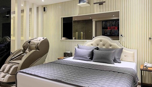 Signature Studio Suite