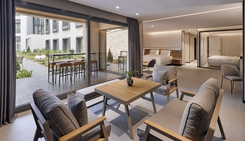 Family Suite, Garden View, Garden Area