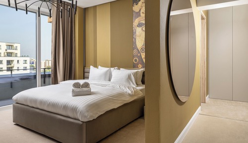 Luxury Penthouse, 2 Bedrooms