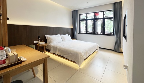Basic Single Room