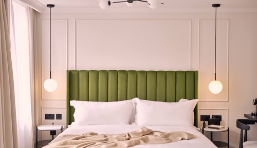 Standard Room, 1 King Bed