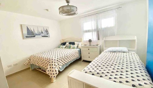 Apartment, 3 Bedrooms, Accessible, Smoking