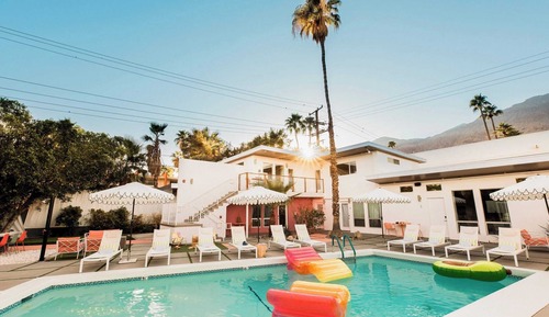 Studio (Multiple Bedrooms)