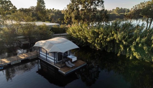 Exclusive Lodge galleggiante con vasca idromassaggio