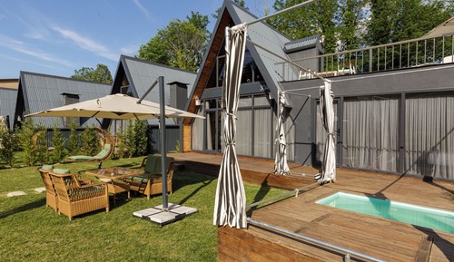 Deluxe Plus Bungalow