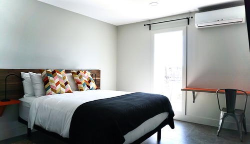 Suite 8, 2 Queen beds