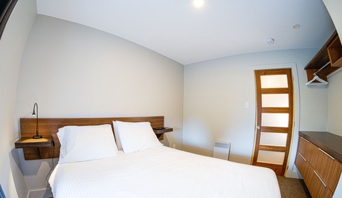 Suite 7, 2 Queen Beds