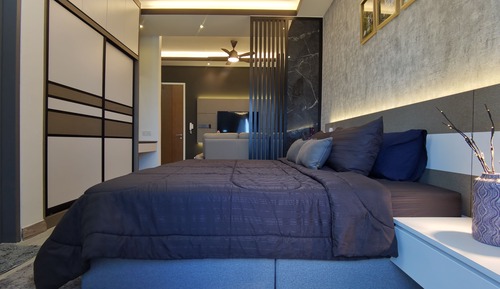 Premium Studio, 1 King Bed, Bathtub, City View