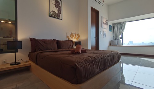 Superior Studio, 1 Queen Bed, Bathtub, Sea View