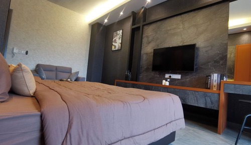 Premium Studio, 1 King Bed, Bathtub, City View