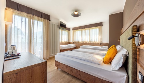 Comfort Quadruple Room, Balcony