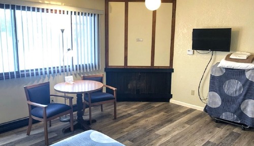 Standard Room, 2 Queen Beds, Non Smoking, Fireplace