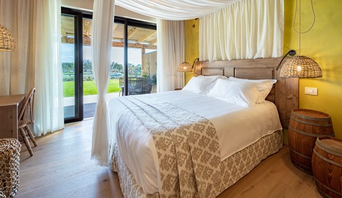 Junior Room, Patio, Pool View