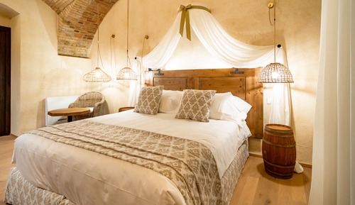 Comfort Room, Pool Access, Garden View