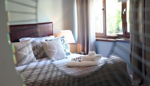 Knelston - no pets allowed