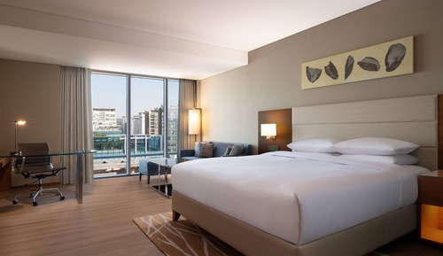 Room, 1 King Bed, Non Smoking (Large Room)