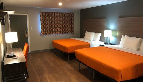 Room, Multiple Beds, Non Smoking