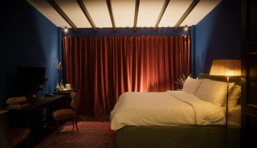 Deluxe Room, City View