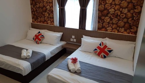 Deluxe Double or Twin Room