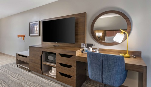 Room, 2 Queen Beds, Refrigerator & Microwave